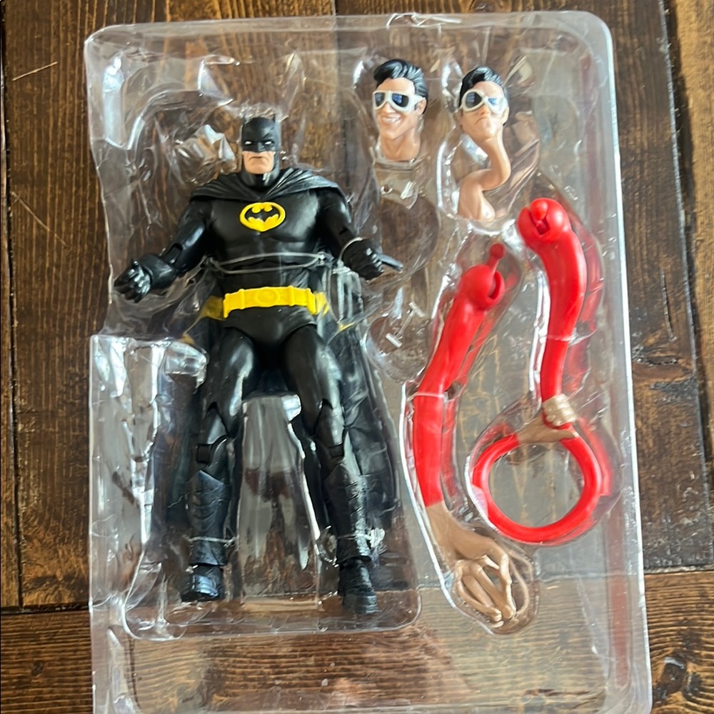NEW DC Multiverse Batman (JLA) figure * missing weapon and box
